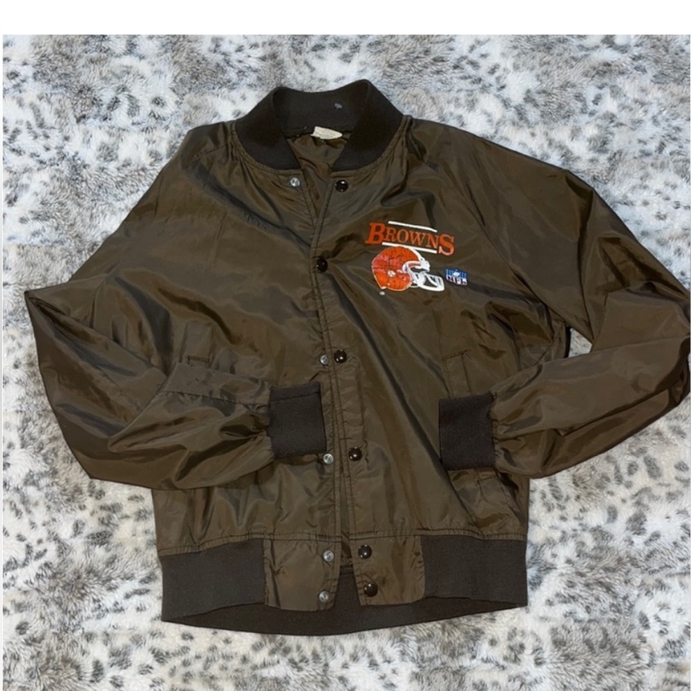 Vintage 80s Cleveland Browns NFL Football lightweight sports jacket.